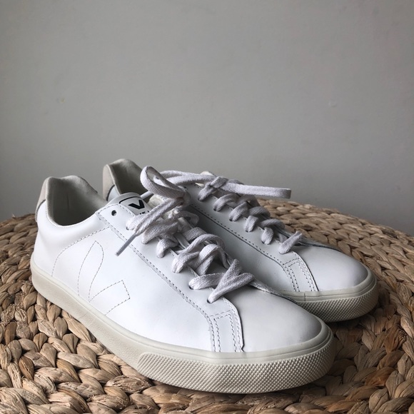 veja esplar extra white